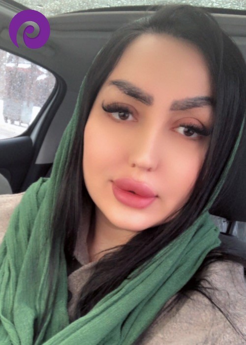 افسانه 33 ساله از ری - کاربر دختر پستو